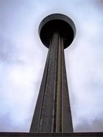 Skylon Tower Niagara Falls &ndash; &copy; Nicole Kunath (Eberhardt TRAVEL)