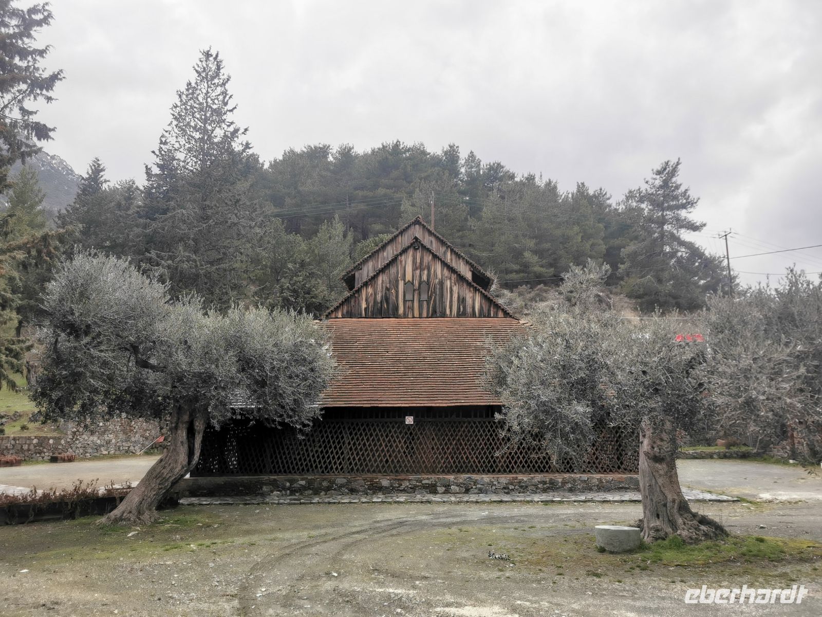 Scheunendachkirche in Panagia tou Araka &ndash; &copy; Simone Willner (Eberhardt TRAVEL)