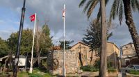 Die türkische Flagge weht vor einem Museum &ndash; &copy; Eric Krüger (Eberhardt TRAVEL)