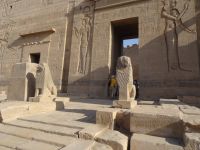 Die Wächter des Tempeleingangs