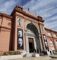 Eingang des Ägyptischen Museums in Kairo