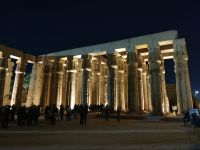 Luxortempel bei Nacht