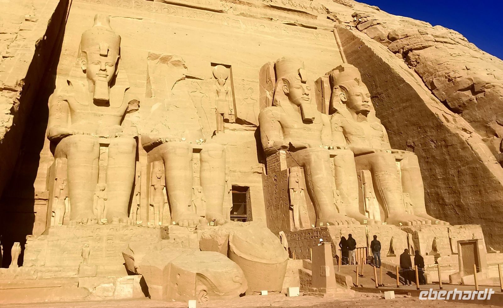Abu Simbel Statuen von Ramses