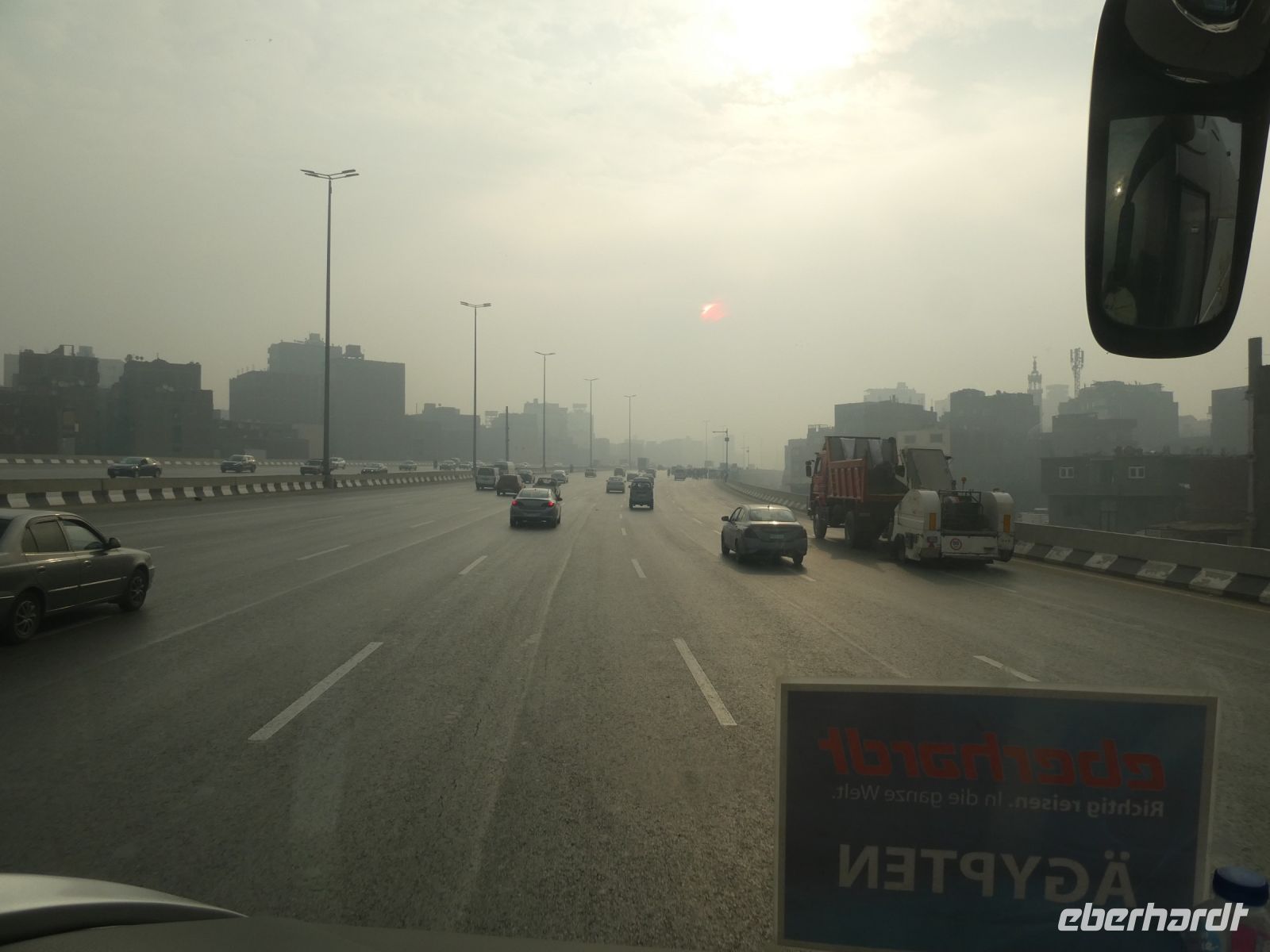 auf dem Weg in die Stadt