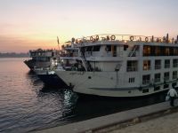 Unser Schiff in der Dämmerung