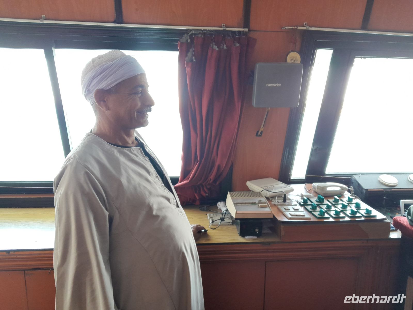 erster Rais auf der Brücke