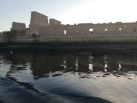Philae Tempel noch vom Wasser