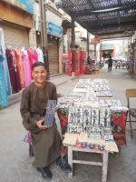 Im Souq von Luxor - selbst gemeißelt und hier verkauft 