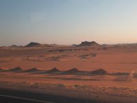 Die Wüste bei Sonnenaufgang