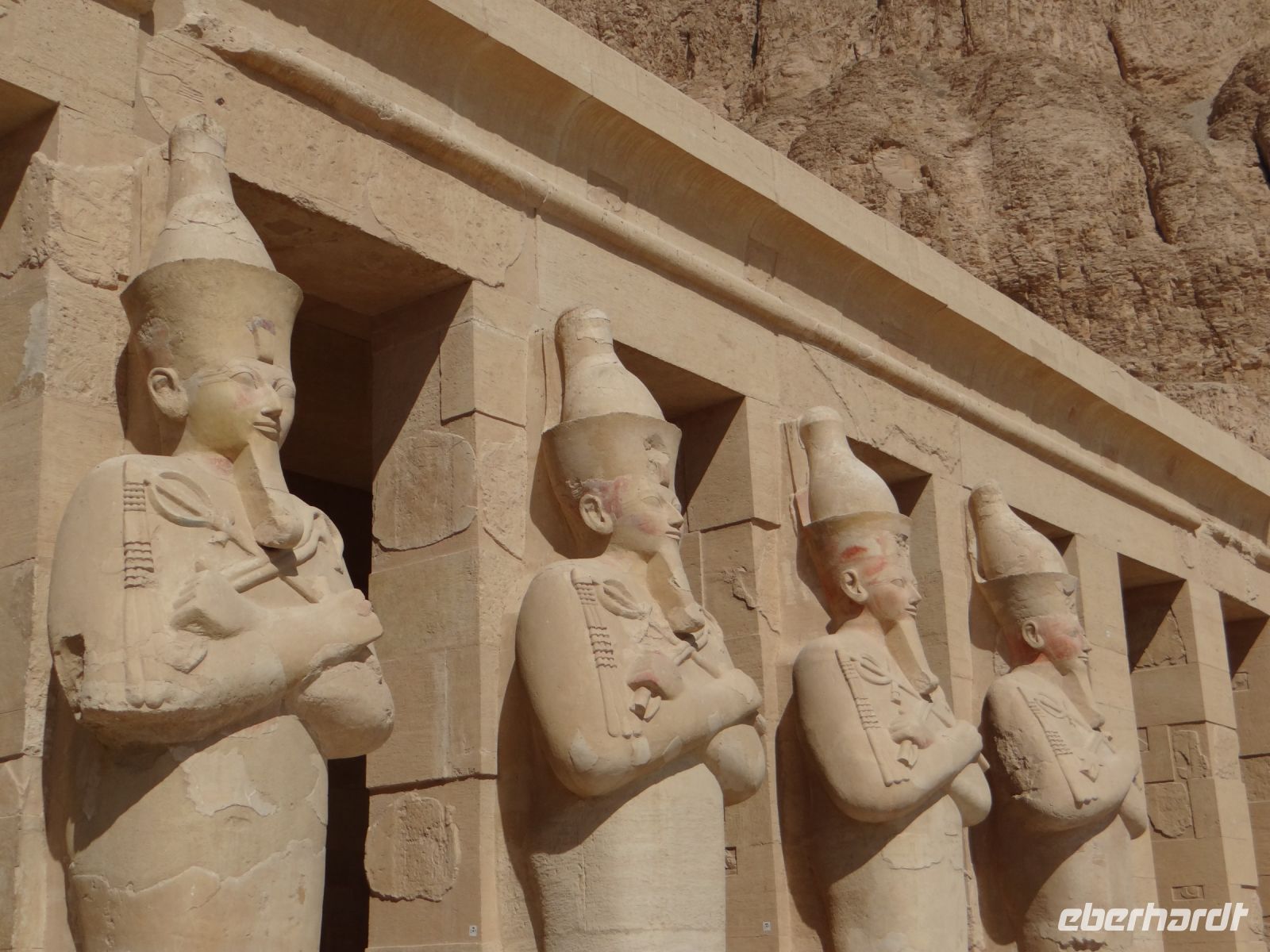 Theben, Hatschepsut-Tempel, die obere Terrasse