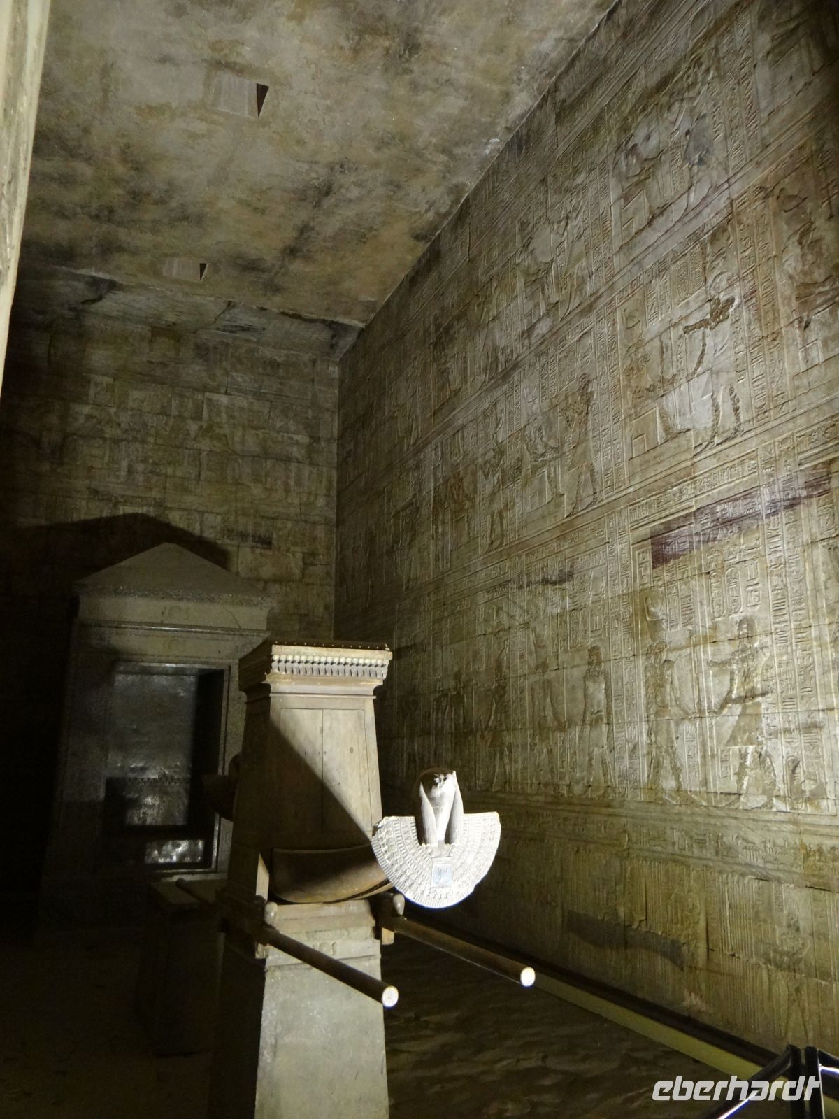 Edfu, Horus-Tempel, das Allerheiligste mit der Nilbarke