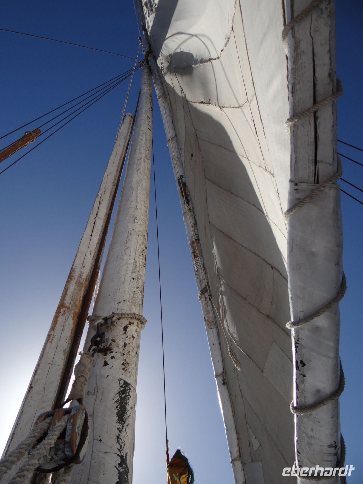 Assuan, hisst die Segel, mit einer Felukke segeln wir über den Nil. 