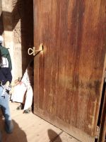 Abu Simbel, Tempel Ramses II., der Schlüssel des Lebens steckt in der Tempeltür.