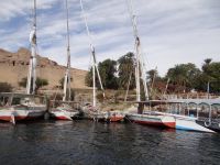 Assuan, Felukken am Ufer