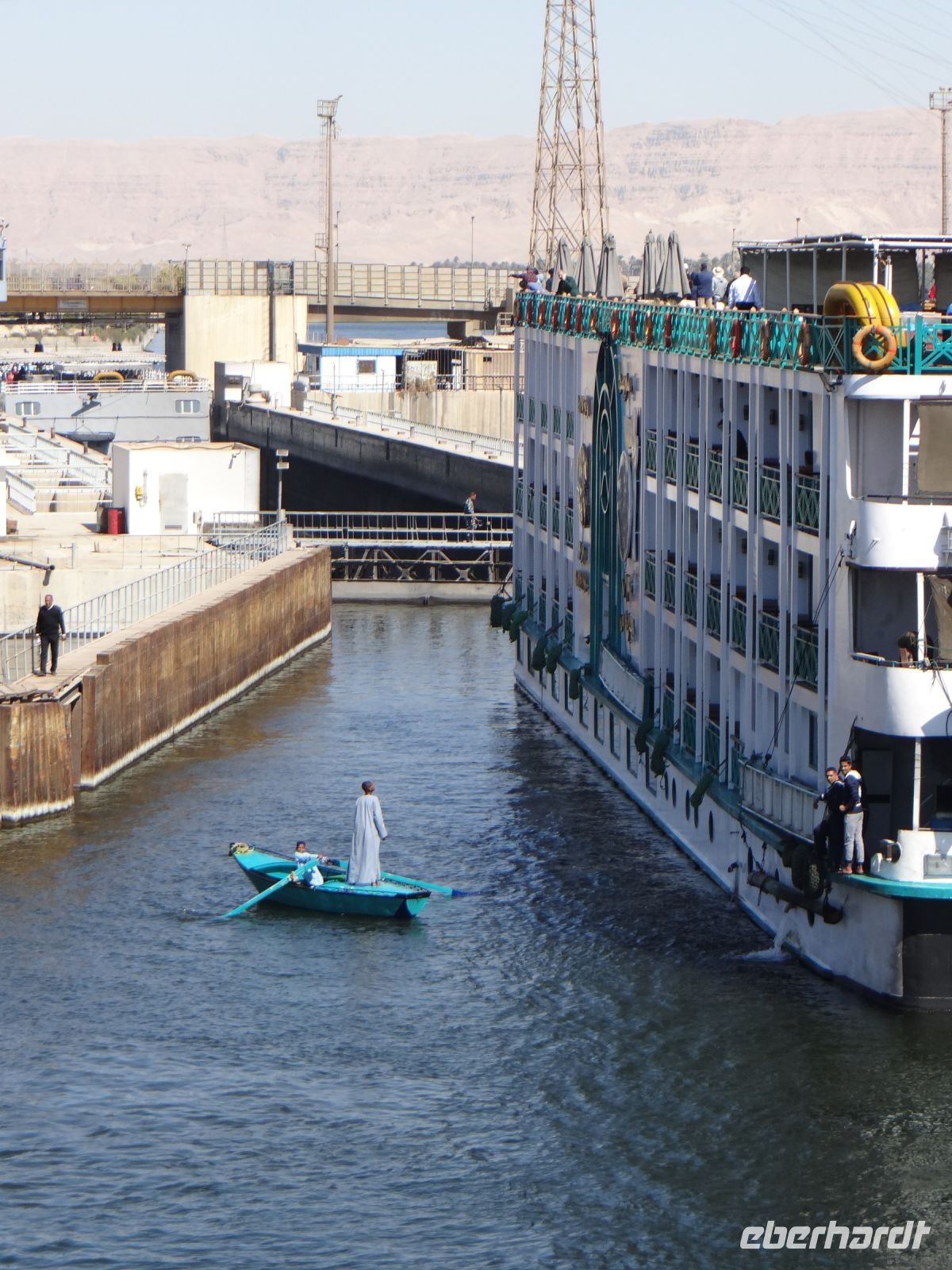 Esna, ein letztes Angebot an die Gäste vor der Schleuse