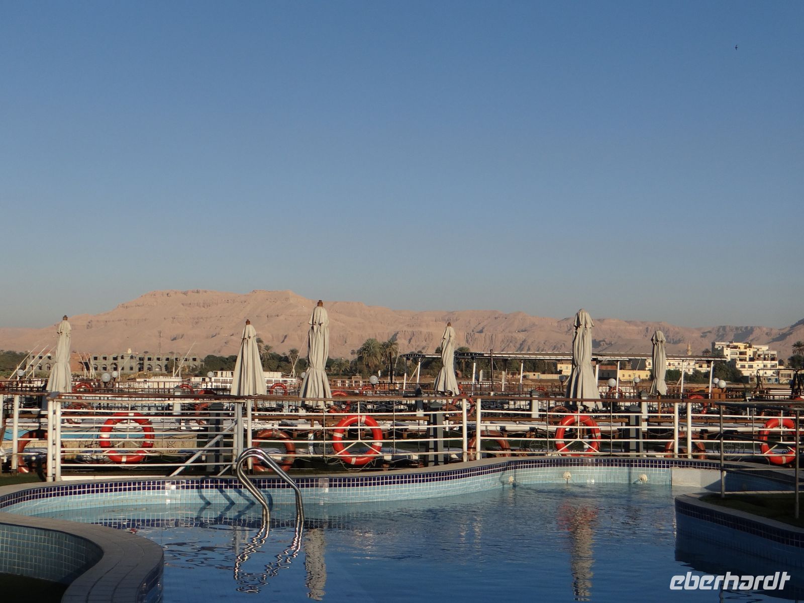 Luxor, ein letzter Blick über das Schiff, das uns sieben Tage Zuhause war.