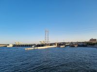 Fahrt auf dem Nil von Luxor nach Edfu... - kurz vor der Esna-Schleuse