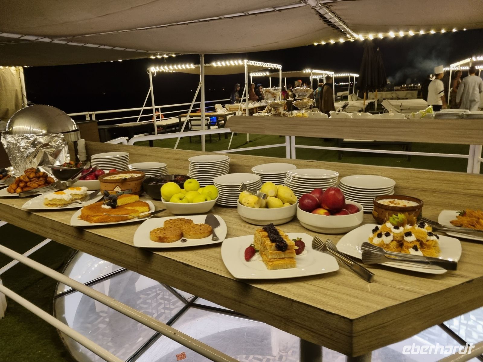 Barbecue-Buffet auf der MS 