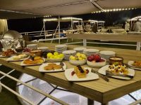 Barbecue-Buffet auf der MS 