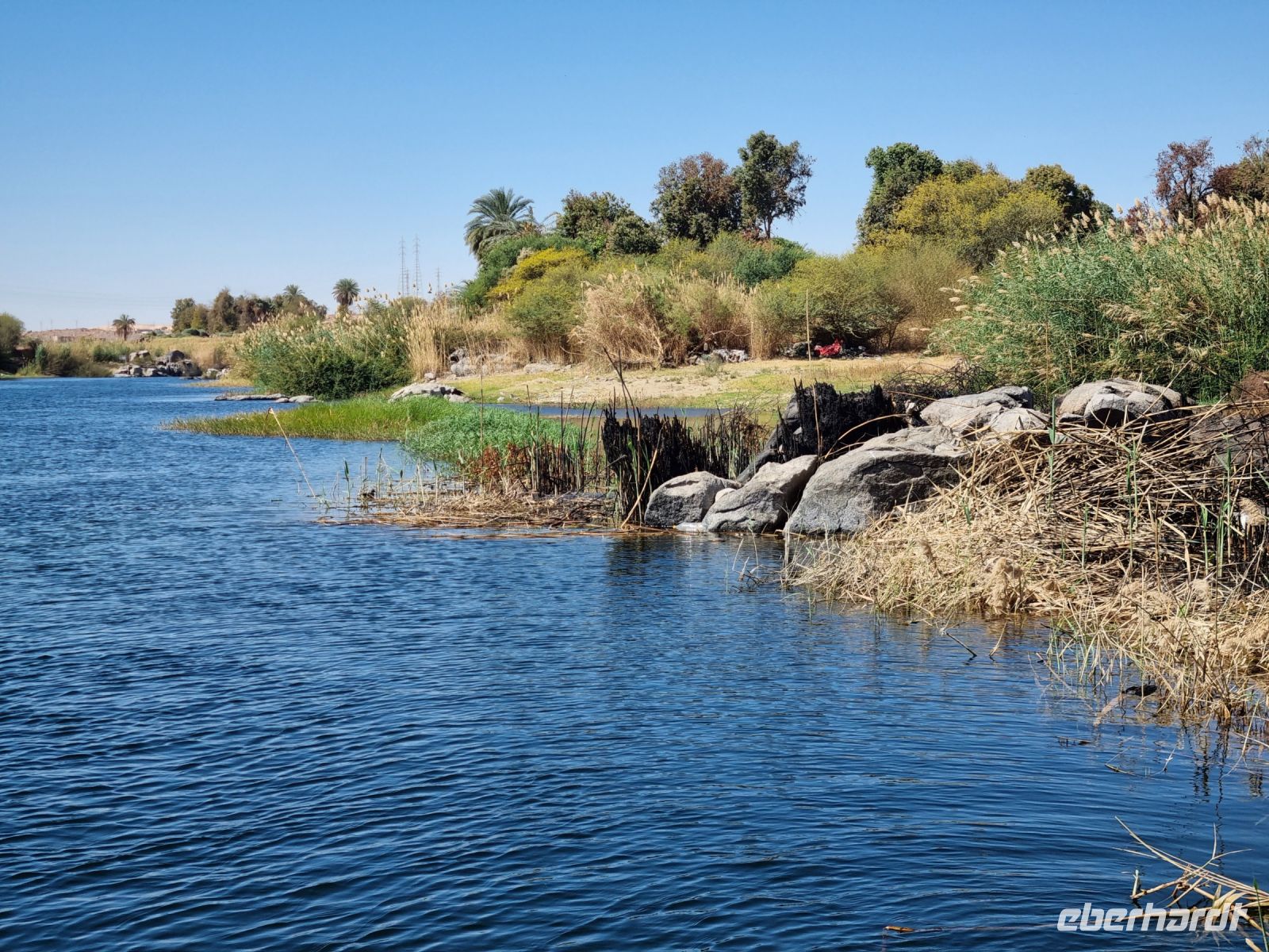 Motorbootsfahrt zum Nubischen Dorf Nagaa Al Mahata... 