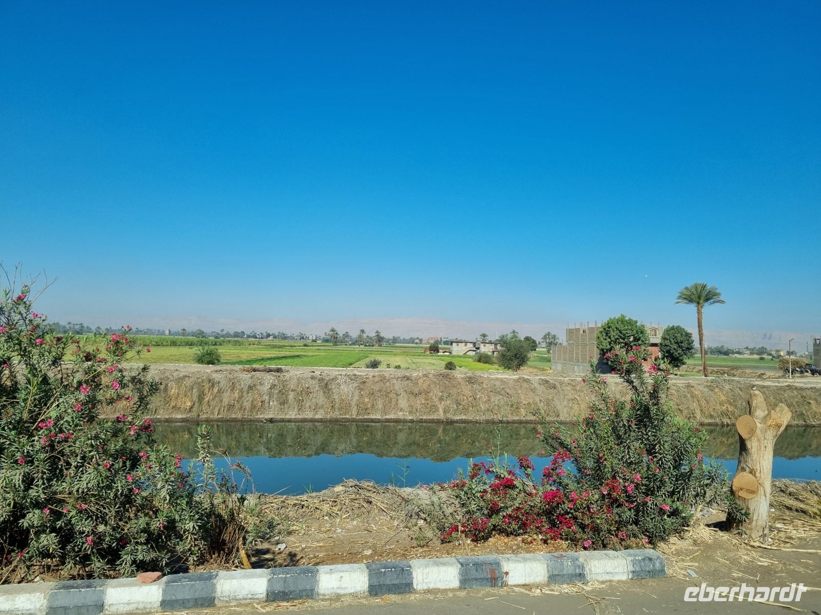 Fahrt von Luxor nach Hurghada...