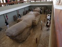 Statue Ramses II in Memphis
