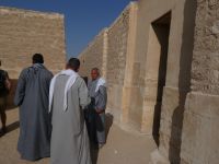 Eingang Grabstätte Idut Sakkara mit Grabwächtern