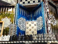 Kunstvolles Backgammonspiel auf dem Khan al Khalili Bazar