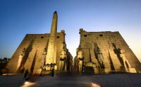 Luxor Tempel am Abend