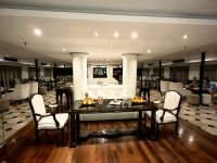 Entree unseres Kreuzfahrtschiffes