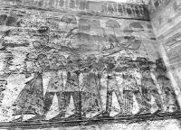 Fahrt mit der heiligen Barke, Relief in Abu Simbel