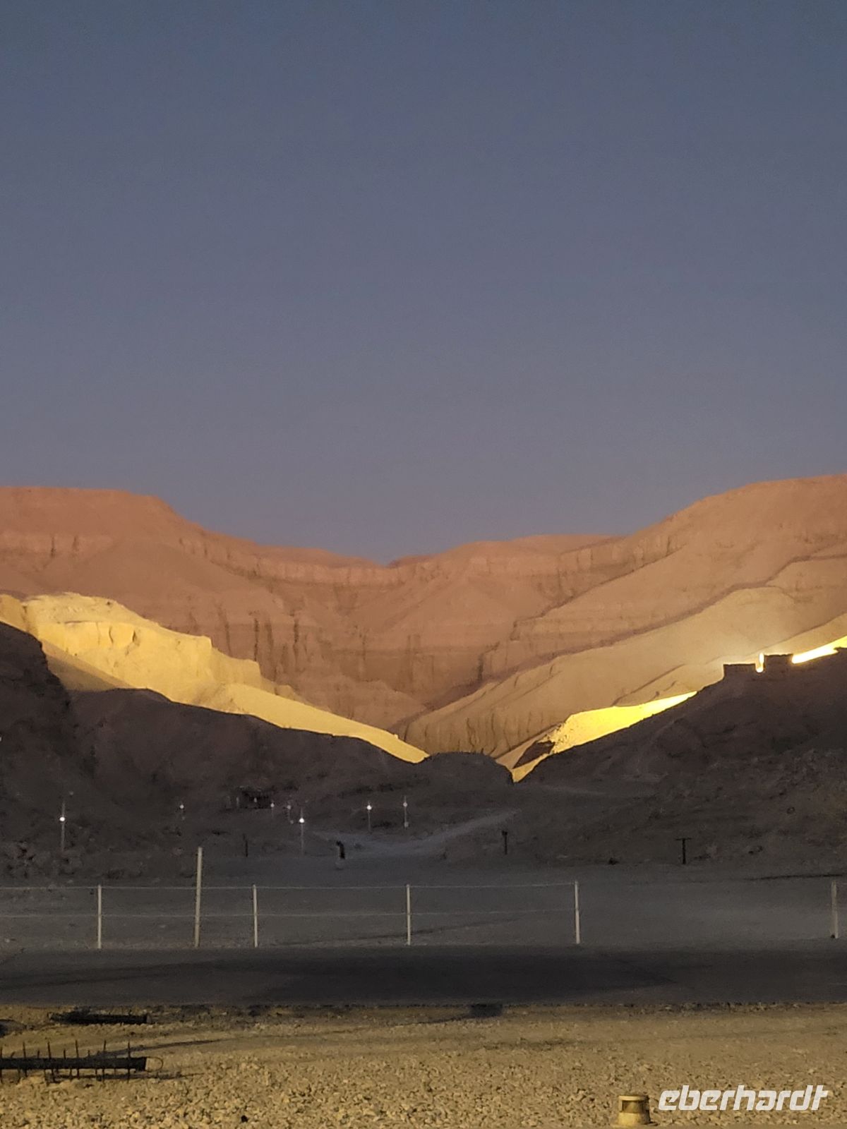 060 - Luxor - Tal der Könige in der aufgehenden Sonne