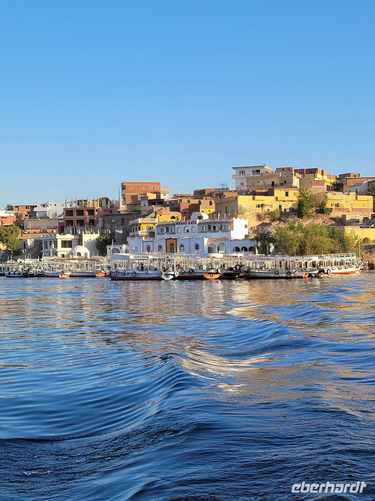 095 - Assuan - unterwegs zum Isis-Tempel