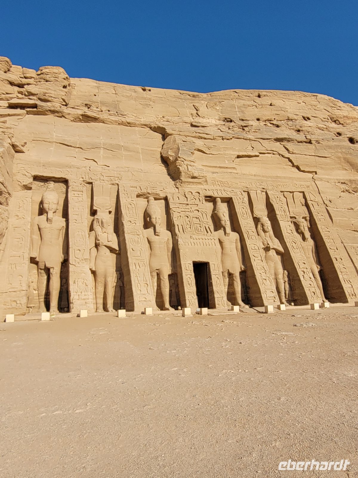 113 - Abu Simbel - Tempel von Ramses II.-Gemahlin Nefertari