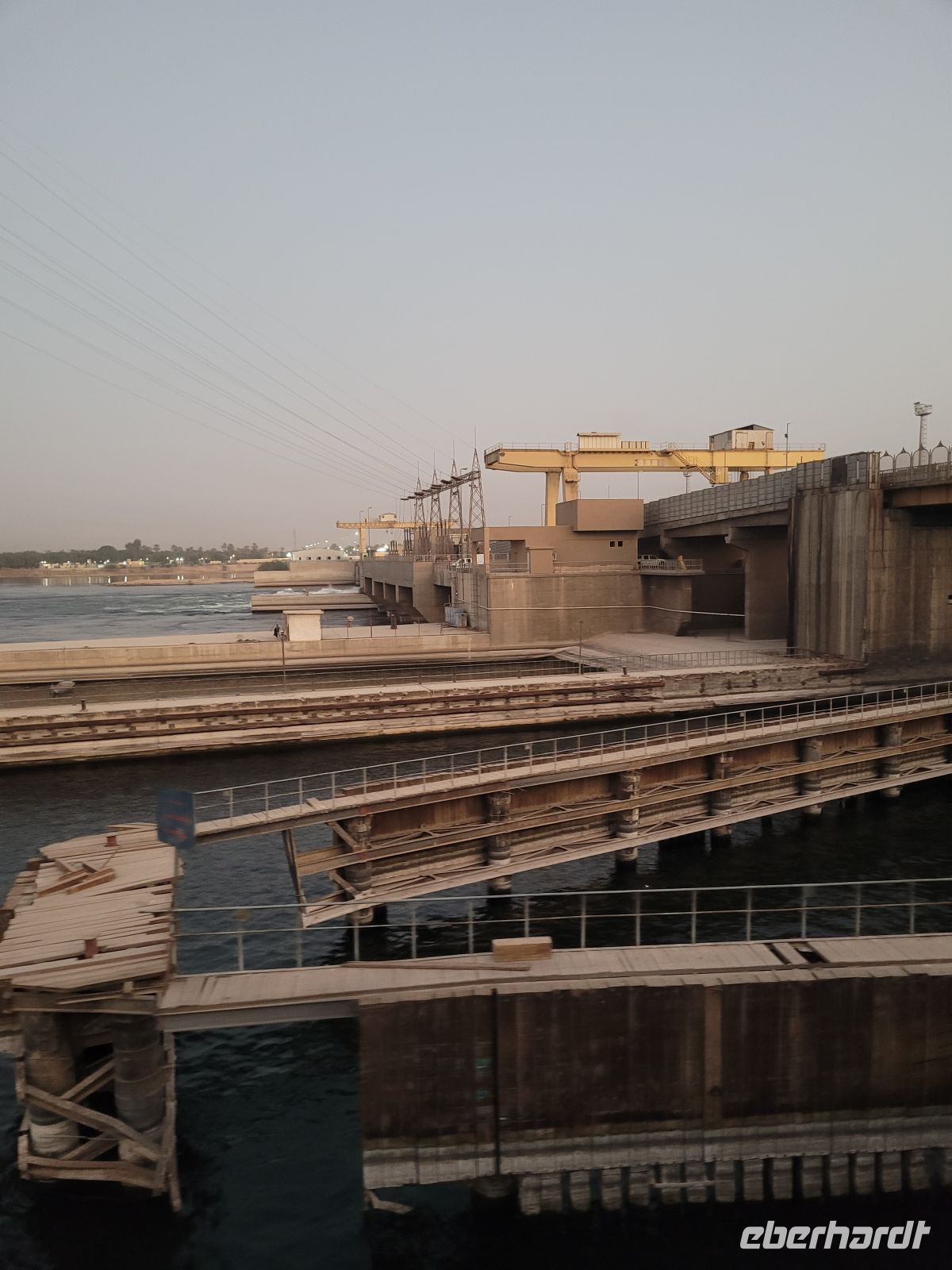 131 - die neue Schleuse bei Esna