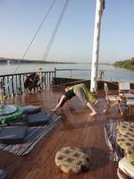 Yoga an Bord der Nebyt