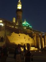 Blick zur Moschee in Luxor