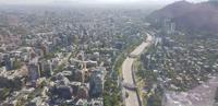 Aussicht genießen vom Sky Costanera in Santiago de Chile