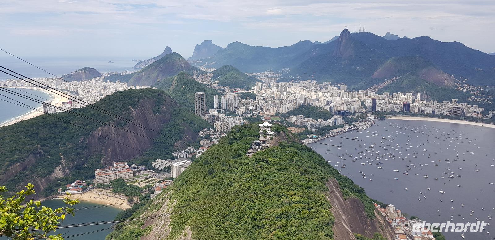Blick vom Zuckerhut in Rio de Janeiro 
