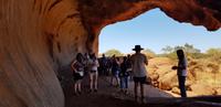 Rundgang am Ayers Rock (Uluru)