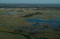 Flug über das Okavango Delta