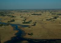 Flug über das Okavango Delta