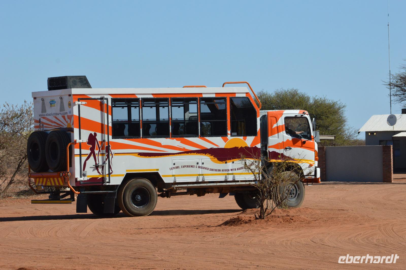 HINO Safaribus
