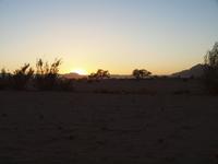 im Namib-Naukluft Nationalpark - Sesriem - Sonnenaufgang