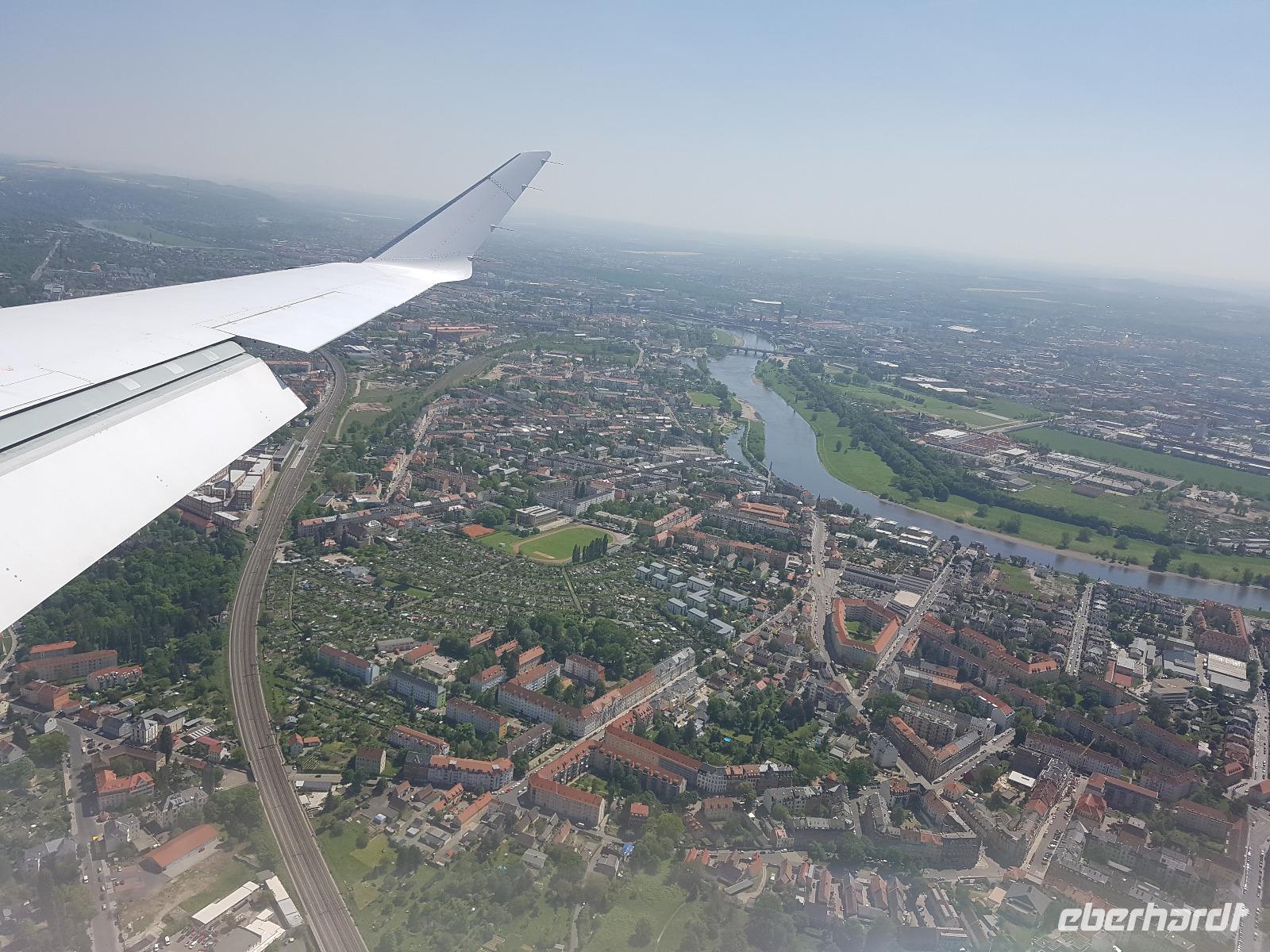Namibia, Anflug Dresden