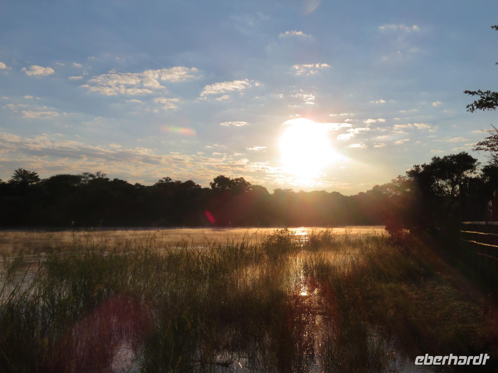 Hakusembe River Lodge Sonnenaufgang