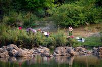 Bootsfahrt auf dem Okawango - Waschtag
