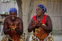 Besuch im Kulturdorf der Mashis - Lebensfreude pur