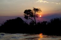 Bootsfahrt im Kwando-Delta -  Sonnenuntergang