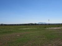Abschied von der  Serengeti - Flugfeld mitten in der Serengeti